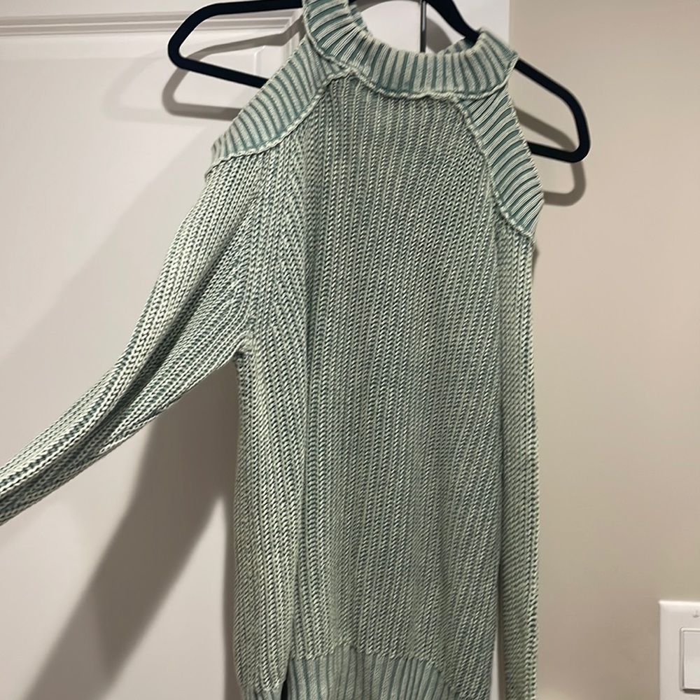 Free People long cotton sweater cutout details at the shoulders, opening on back